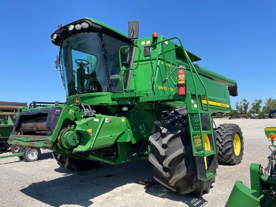 9670 STS JOHN DEERE COMBINE