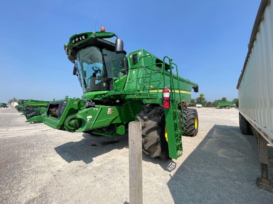 S690 JOHN DEERE COMBINE