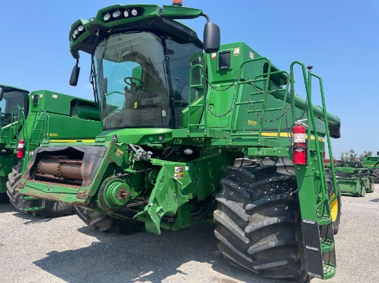 S670 JOHN DEERE COMBINE