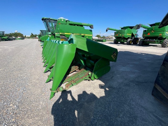893 JOHN DEERE CORN HEAD