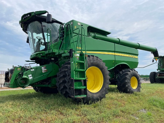 S690 JOHN DEERE COMBINE