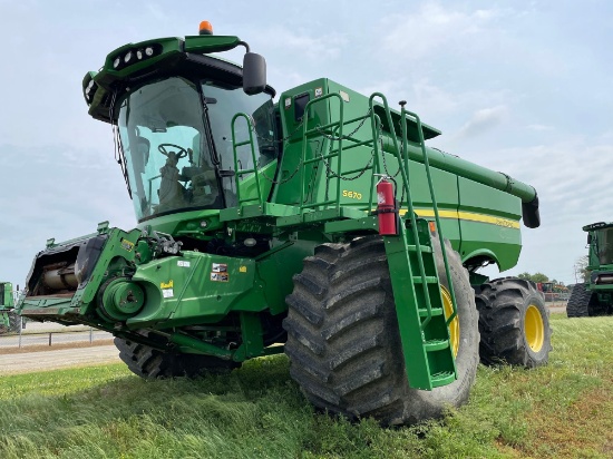 S670 JOHN DEERE COMBINE