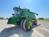 9500 JOHN DEERE COMBINE