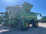 S680 JOHN DEERE COMBINE