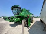 S690 JOHN DEERE COMBINE