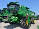 S680 JOHN DEERE COMBINE