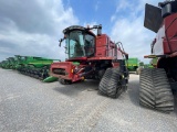 9230 CASE IH COMBINE