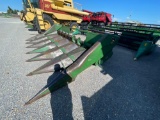643 JOHN DEERE ROW CORN HEAD