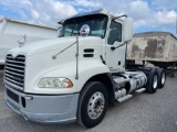 MACK DAY CAB SEMI TRUCK
