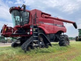 7230 CASE IH COMBINE