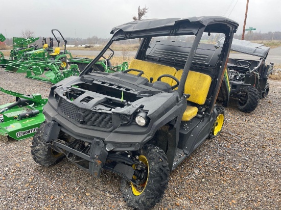 XUV 835 JOHN DEERE