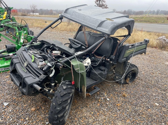 XUV 825M JOHN DEERE