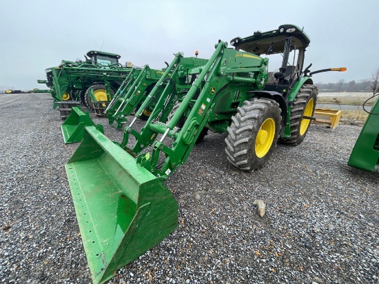 6145R JOHN DEERE TRACTOR WITH 660R LOADER, MFWD