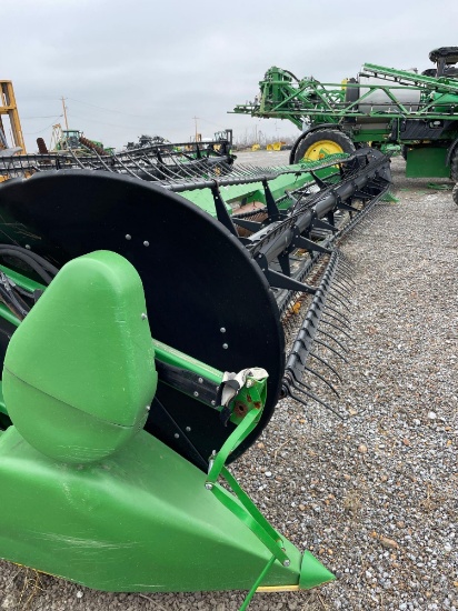 635FD JOHN DEERE FLEX DRAPER PLATFORM