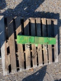 WEIGHT BRACKET