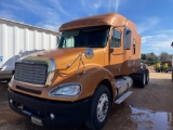 FREIGHTLINER TRUCK