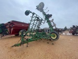 JOHN DEERE FIELD CULTIVATOR