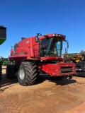 8120 CASE IH COMBINE