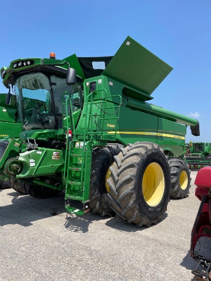 S680 JOHN DEERE COMBINE, 2013 YR.