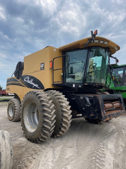 670 CAT CHALLENGER COMBINE (TRANSMISSION PROBLEM)