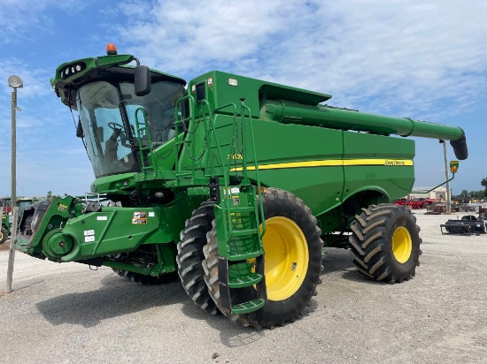 S670 JOHN DEERE COMBINE, 2014 YR.