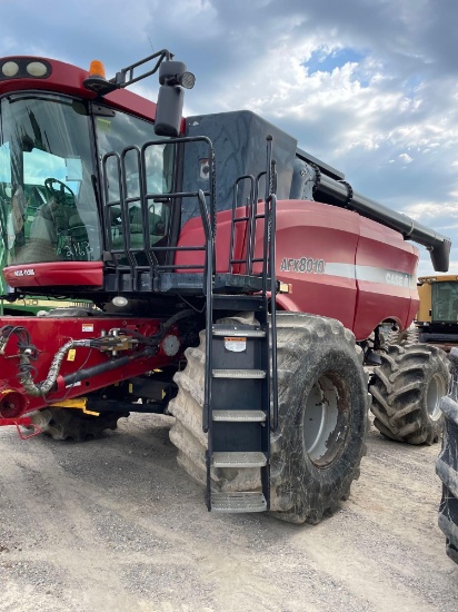 AFX8010 CASE IH COMBINE