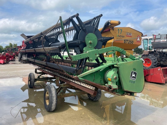 920 JOHN DEERE PLATFORM