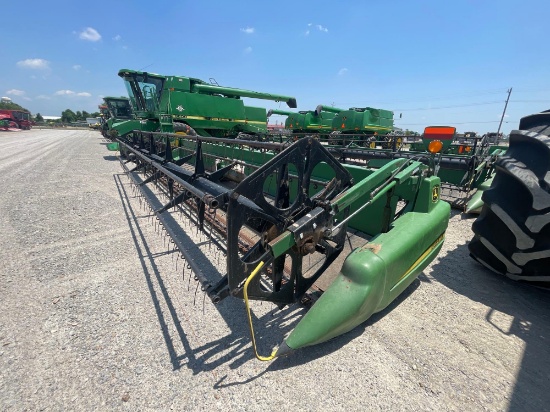 925D JOHN DEERE DRAPER PLATFORM, 2004 YR.