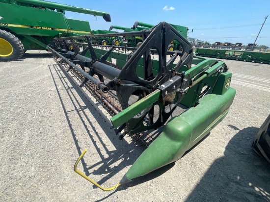 925D JOHN DEERE DRAPER PLATFORM, 2008 YR.