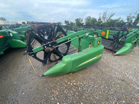 925D JOHN DEERE DRAPER PLATFORM