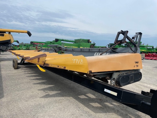 12-38 CLAAS CORN HEADER