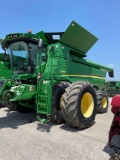 S680 JOHN DEERE COMBINE, 2013 YR.