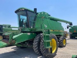 9600 JOHN DEERE COMBINE, 1997 YR.