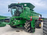 S680 JOHN DEERE COMBINE, 2015 YR.