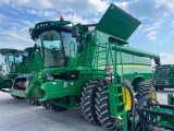 S670 JOHN DEERE COMBINE, 2013 YR.