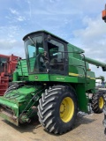 7720 JOHN DEERE COMBINE, 1986 YR.