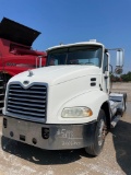 MACK DAY CAB SEMI