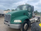 MACK DAY CAB SEMI