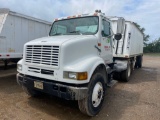 INTERNATIONAL DAY CAB SEMI TRUCK