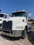 MACK DAY CAB SEMI