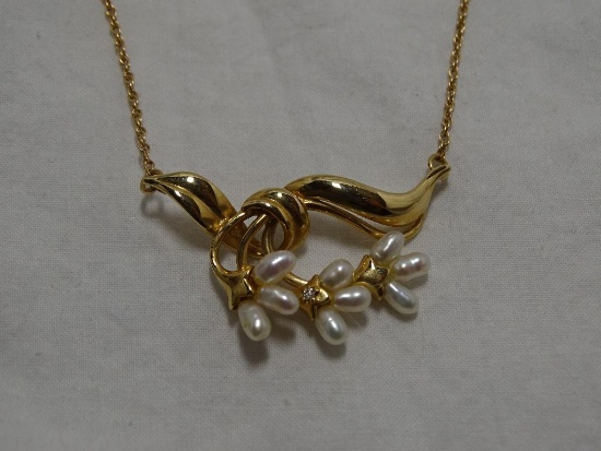 Gold and Pearl Necklace
