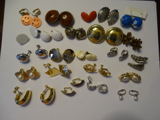 Earring Lot