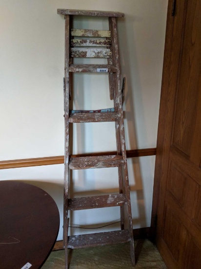 Wooden Step Ladder