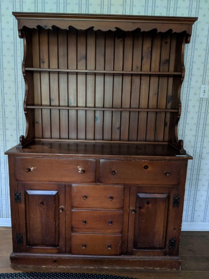 Country style hutch