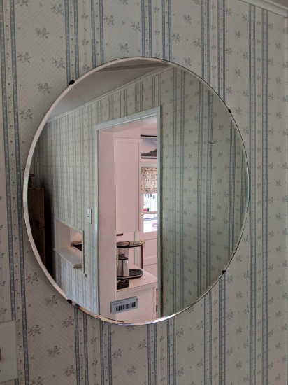 Round wall mirror