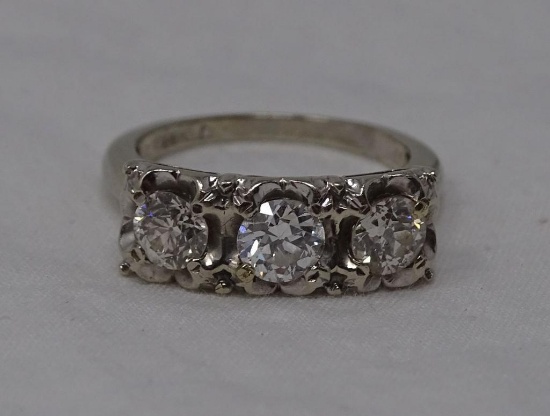 Triple diamond ring