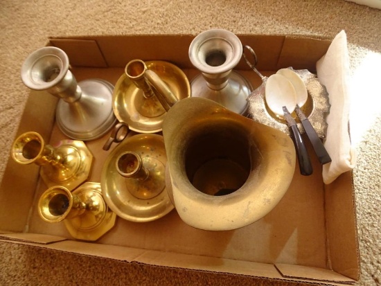 Brass and metal lot (PICK UP ONLY)