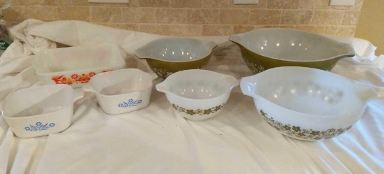 Pyrex and Corningware Dishes
