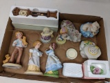 Tray Lot of Avon Figures & Accessories
