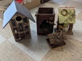 Three Birdhouses and Bee Themed Candle Box